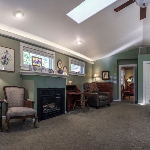 Suite at 59, Ashland, Oregon